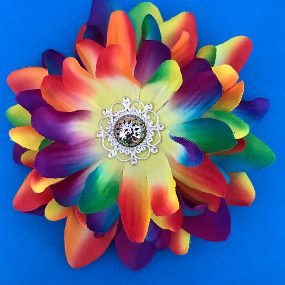 Large Dahlia floral hair clip